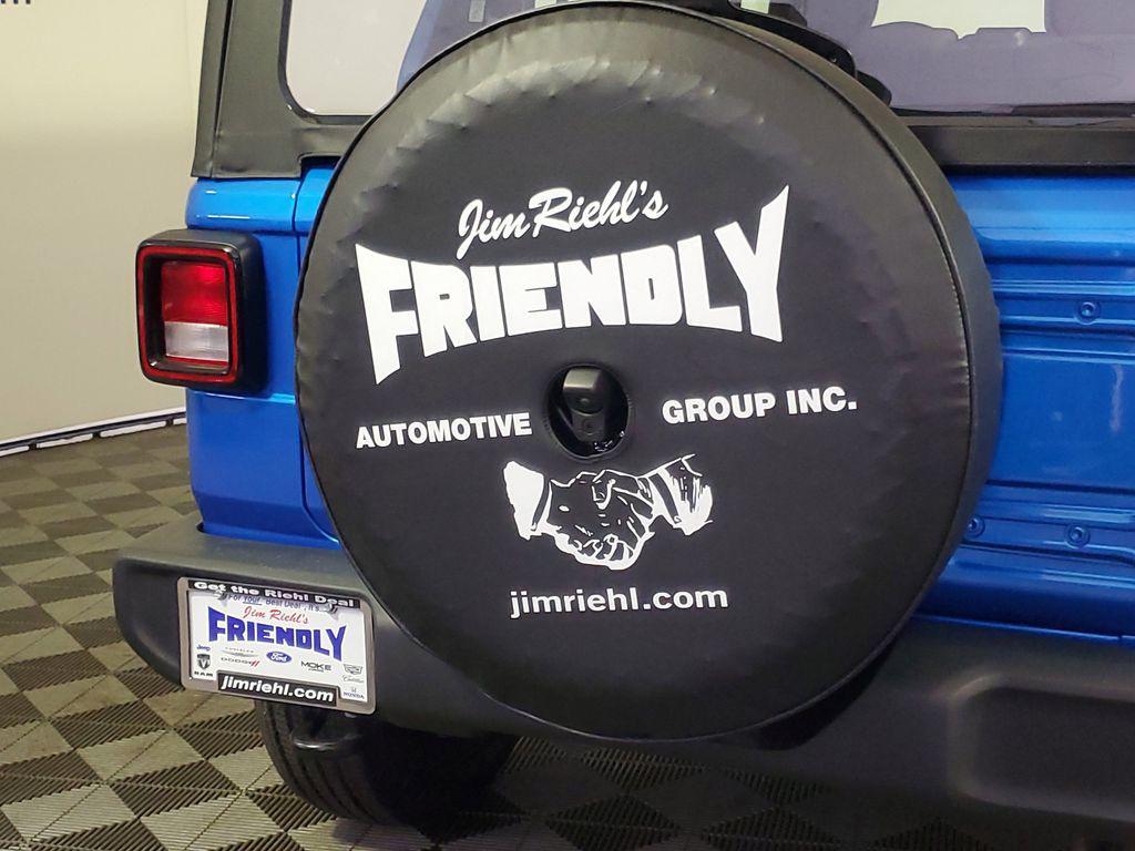 new 2025 Jeep Wrangler car, priced at $36,720
