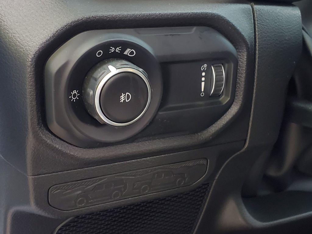 new 2025 Jeep Wrangler car, priced at $36,720