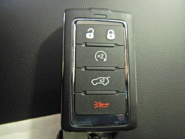 new 2025 Jeep Grand Cherokee car, priced at $40,220