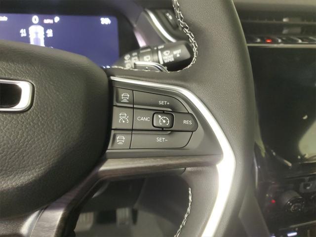 new 2025 Jeep Grand Cherokee car, priced at $47,742