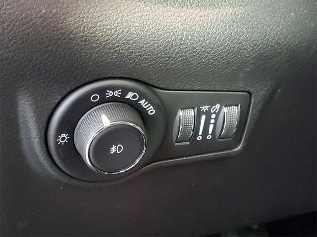 used 2022 Jeep Compass car, priced at $20,192