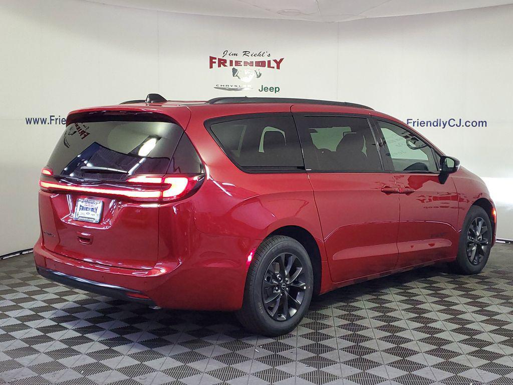 new 2025 Chrysler Pacifica car, priced at $41,416