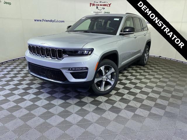 new 2025 Jeep Grand Cherokee car, priced at $43,739