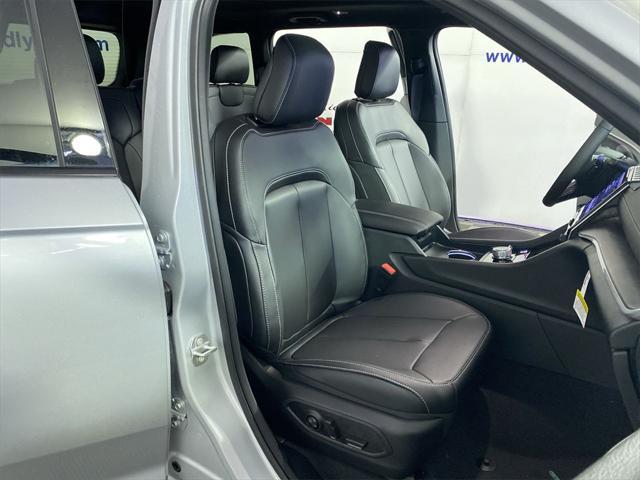 new 2025 Jeep Grand Cherokee car, priced at $46,750