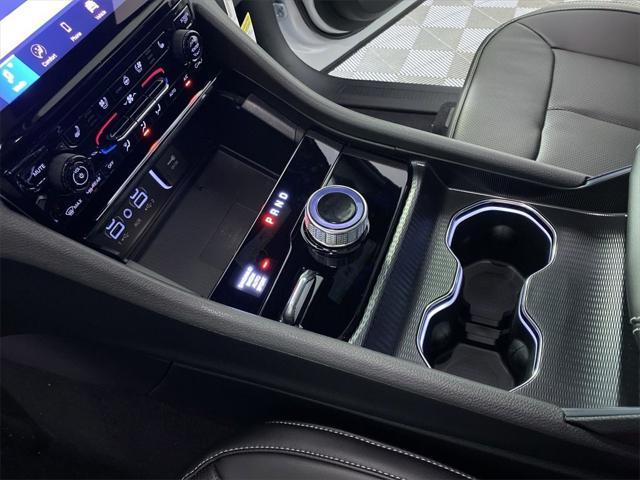 new 2025 Jeep Grand Cherokee car, priced at $48,742