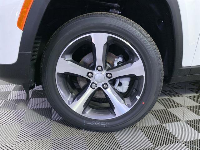 new 2025 Jeep Grand Cherokee car, priced at $48,742