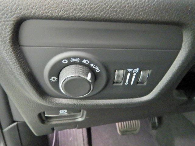 new 2025 Jeep Grand Cherokee car, priced at $42,910