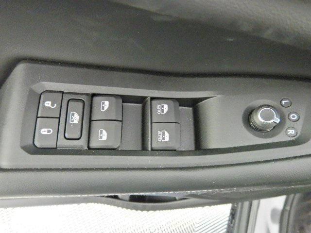 new 2025 Jeep Grand Cherokee car, priced at $42,910