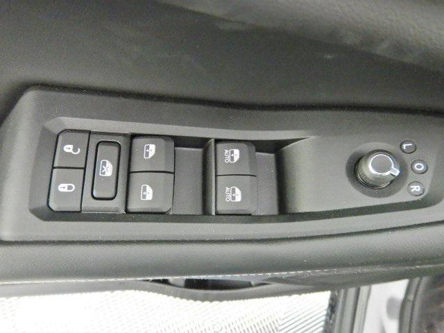 new 2025 Jeep Grand Cherokee car, priced at $42,910