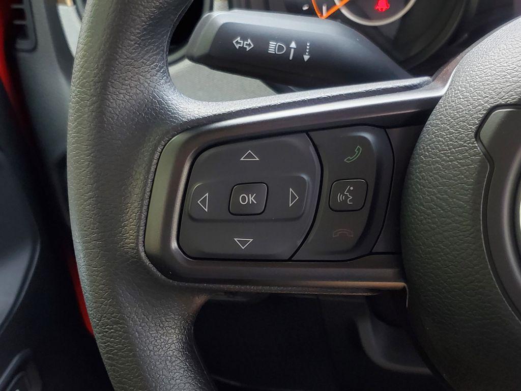 new 2025 Jeep Wrangler car, priced at $39,220
