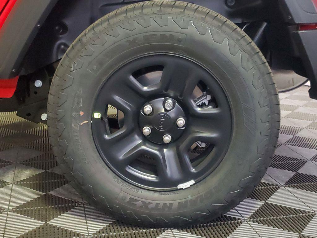 new 2025 Jeep Wrangler car, priced at $39,220