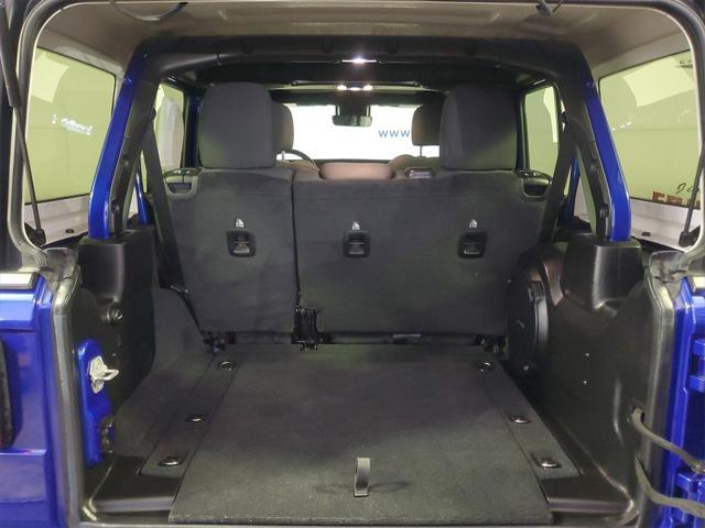 used 2019 Jeep Wrangler Unlimited car, priced at $33,994