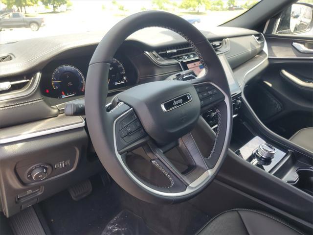 new 2025 Jeep Grand Cherokee car, priced at $48,251