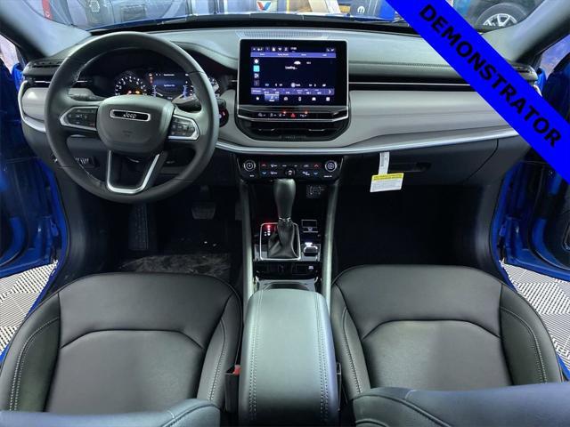 new 2025 Jeep Compass car, priced at $30,589