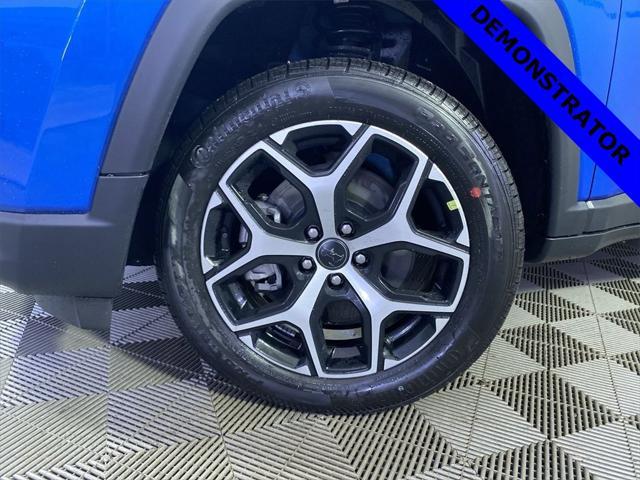 new 2025 Jeep Compass car, priced at $30,589
