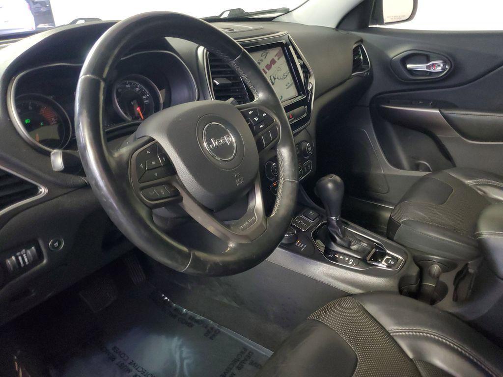used 2019 Jeep Cherokee car, priced at $14,977