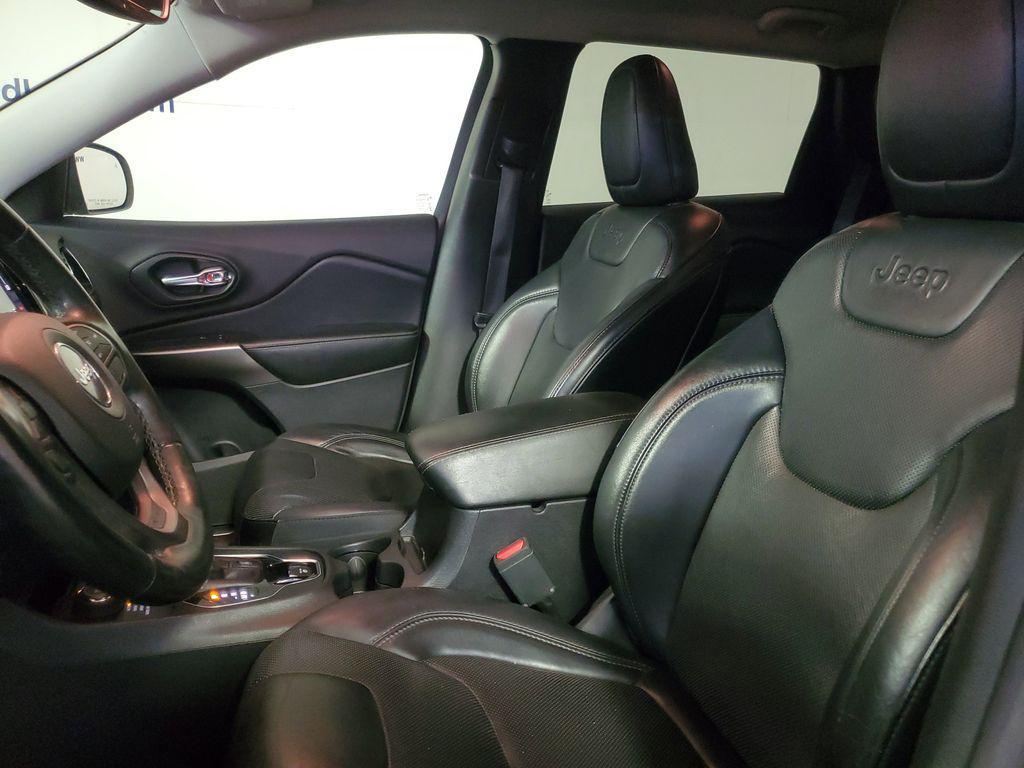 used 2019 Jeep Cherokee car, priced at $14,977