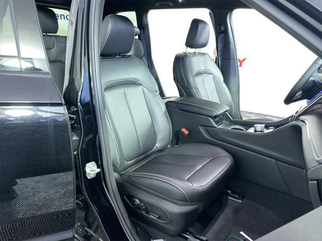 new 2025 Jeep Grand Cherokee car, priced at $41,605