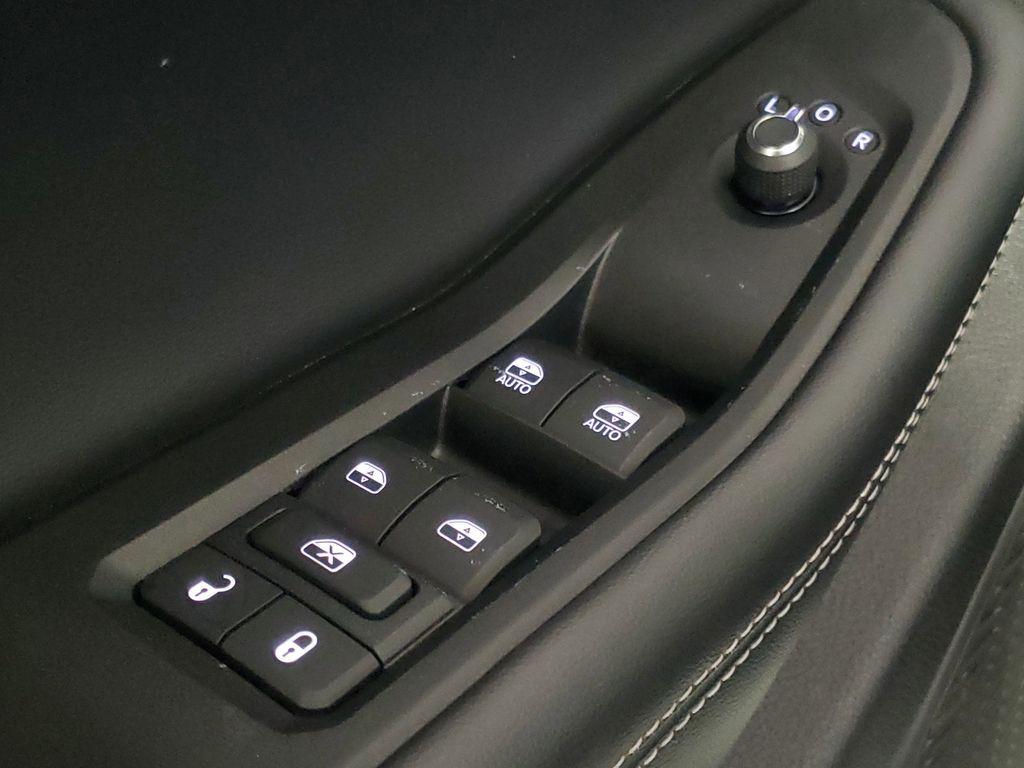 used 2024 Jeep Grand Cherokee car, priced at $32,740