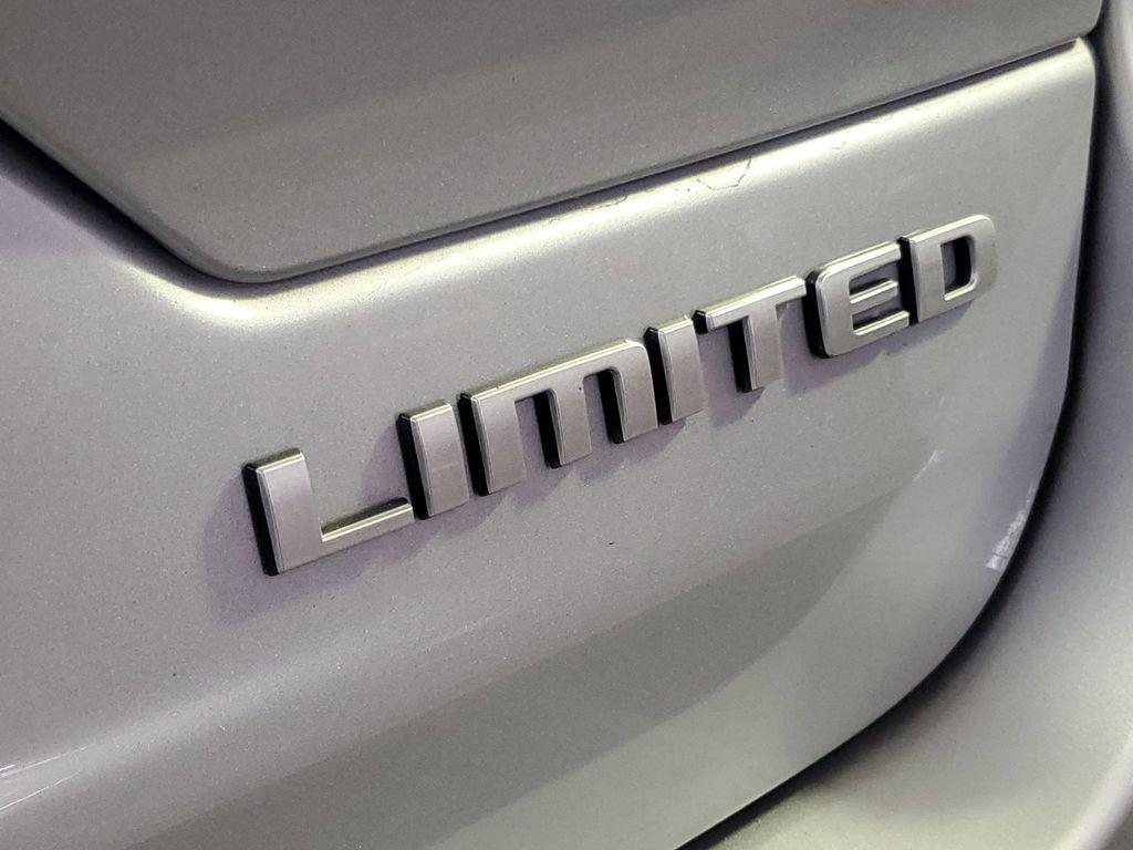 used 2024 Jeep Grand Cherokee car, priced at $32,740