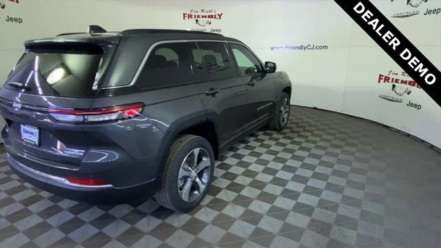 new 2025 Jeep Grand Cherokee car, priced at $42,060