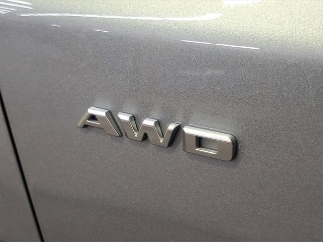 used 2024 Cadillac XT5 car, priced at $43,468