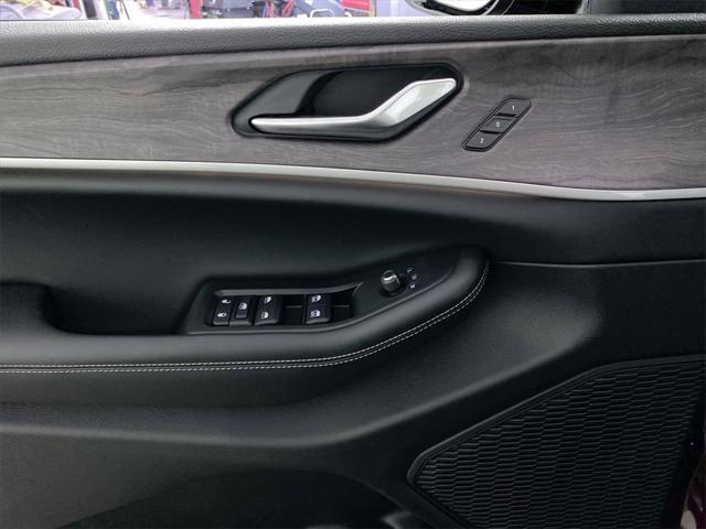 new 2025 Jeep Grand Cherokee car, priced at $42,605