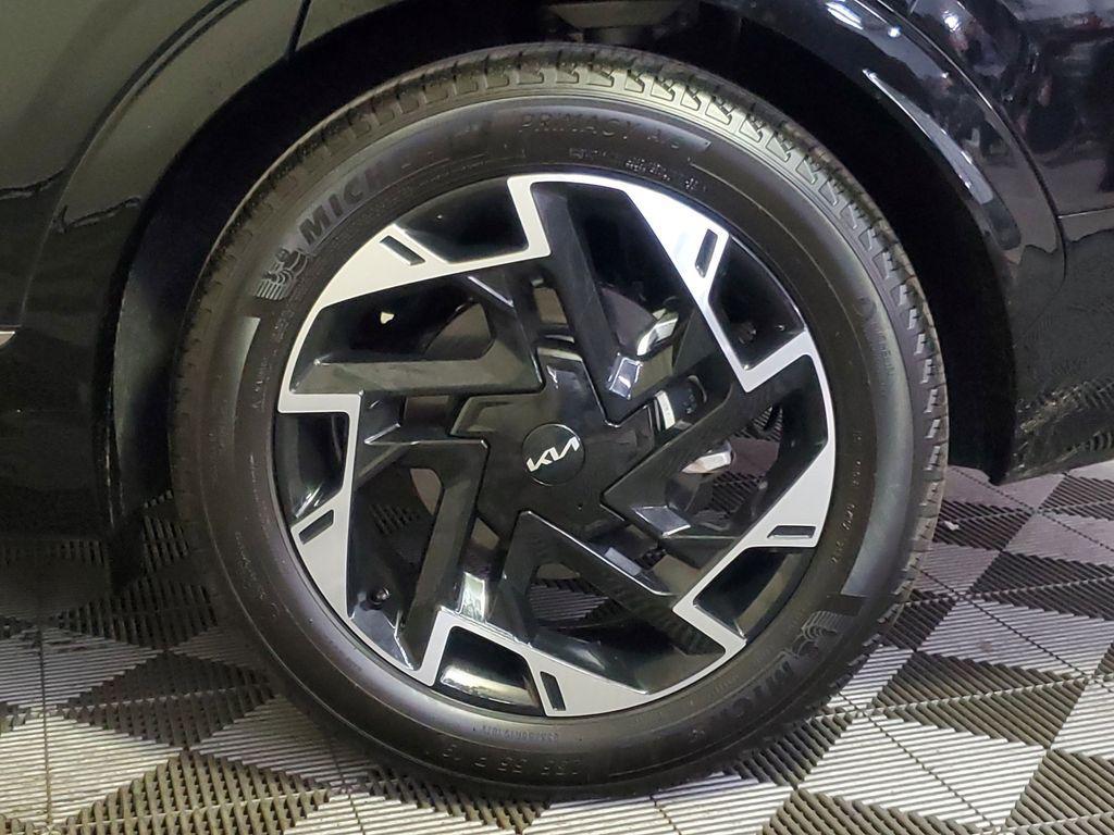 used 2025 Kia Sportage car, priced at $29,700