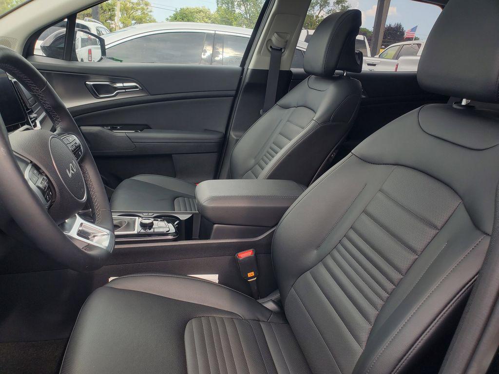 used 2025 Kia Sportage car, priced at $29,700