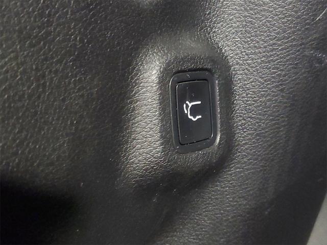 used 2021 Jeep Compass car, priced at $21,691