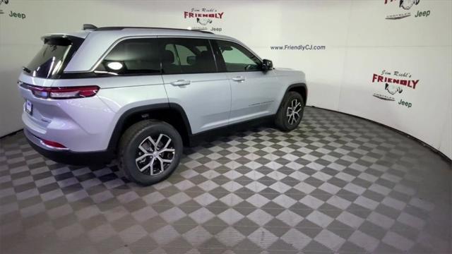 new 2025 Jeep Grand Cherokee car, priced at $42,605