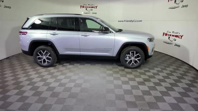 new 2025 Jeep Grand Cherokee car, priced at $42,355