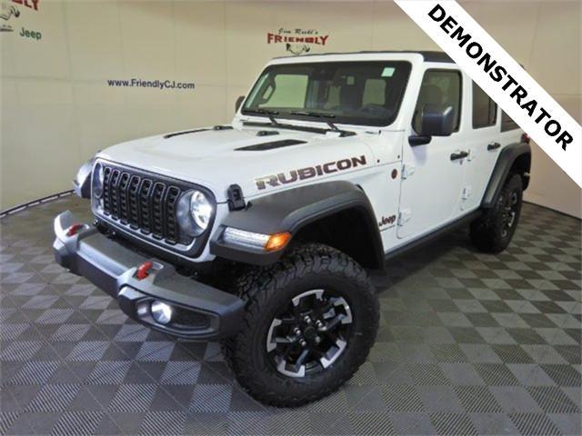 new 2025 Jeep Wrangler car, priced at $54,989