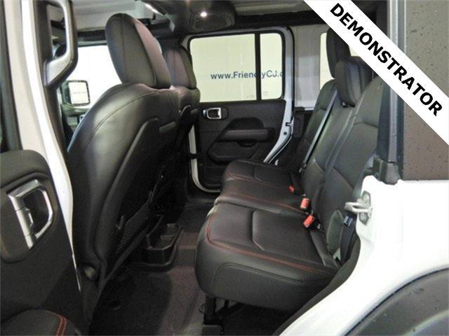 new 2025 Jeep Wrangler car, priced at $54,989