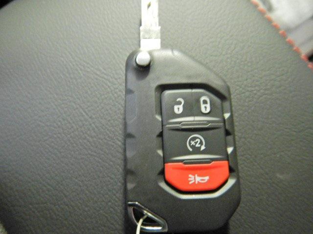 new 2025 Jeep Wrangler car, priced at $53,065