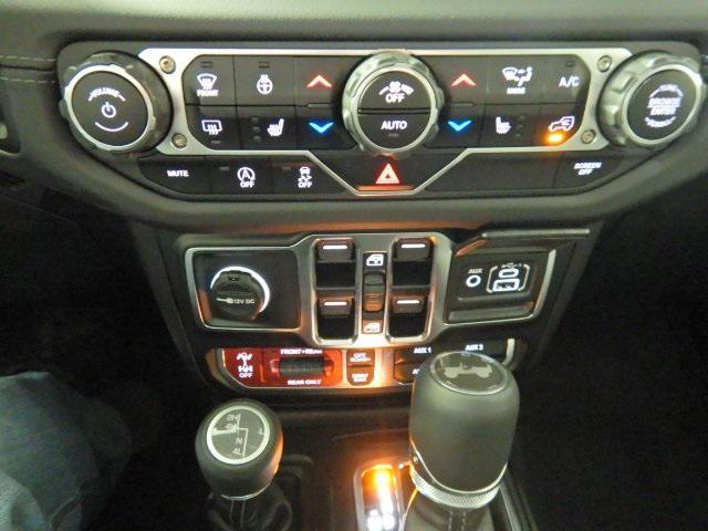 new 2025 Jeep Wrangler car, priced at $53,065