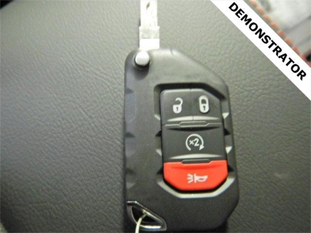 new 2025 Jeep Wrangler car, priced at $54,989