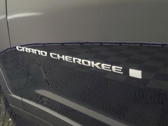new 2025 Jeep Grand Cherokee car, priced at $42,605