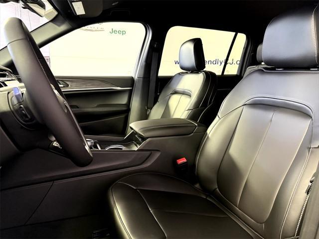 new 2025 Jeep Grand Cherokee L car, priced at $45,038