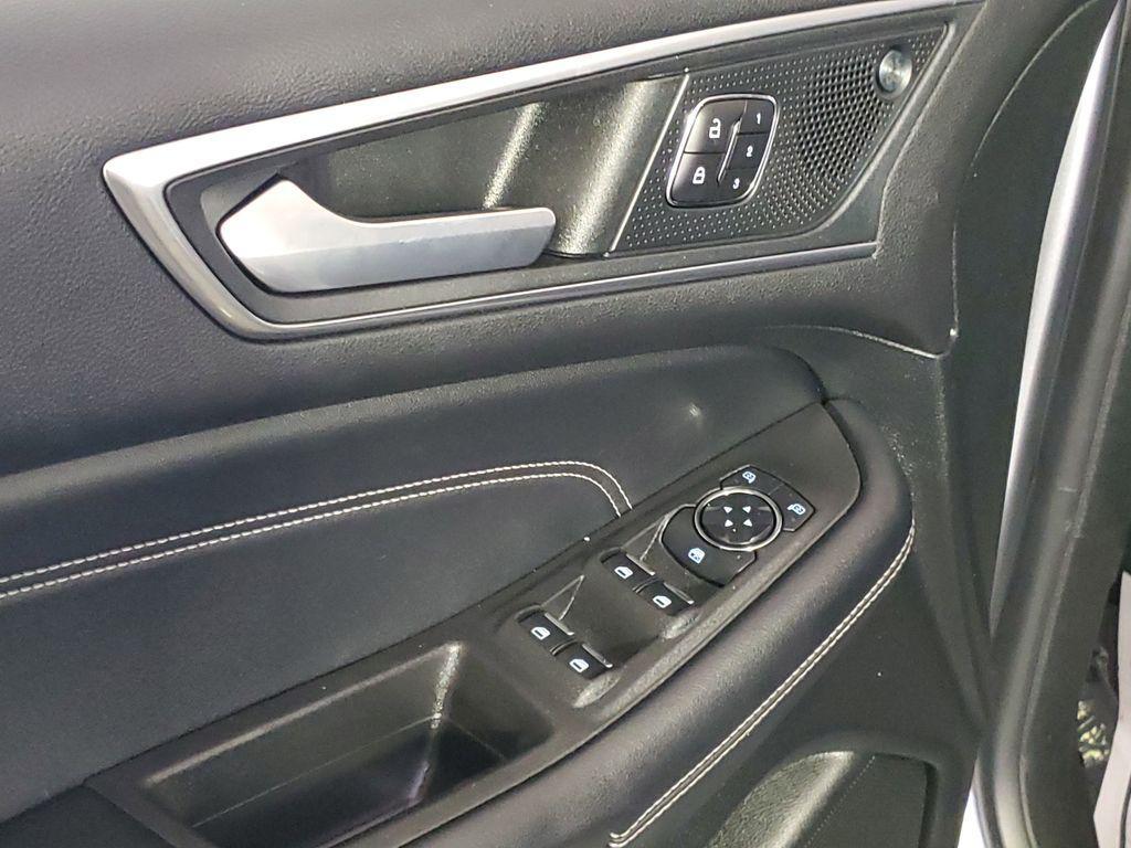 used 2023 Ford Edge car, priced at $24,656