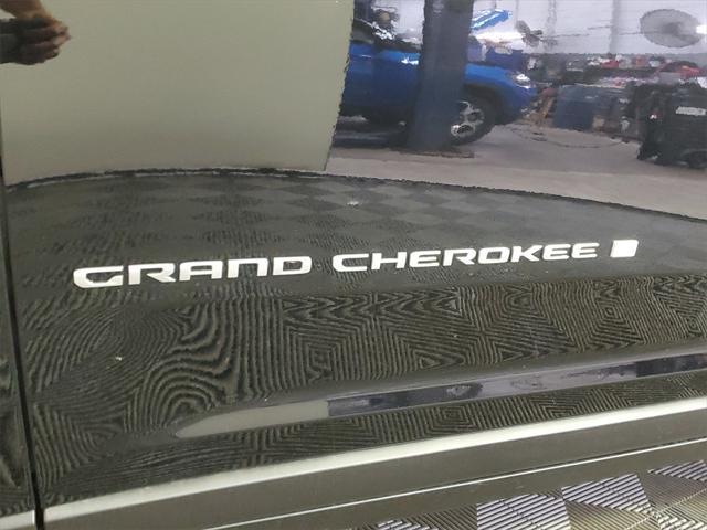 new 2025 Jeep Grand Cherokee car, priced at $41,355