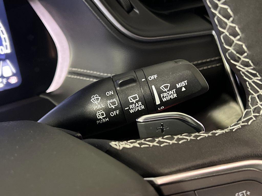 new 2025 Jeep Grand Cherokee car, priced at $40,974