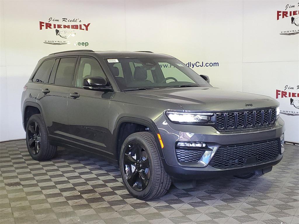 new 2025 Jeep Grand Cherokee car, priced at $43,685