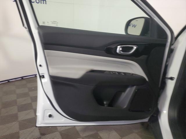 new 2025 Jeep Compass car, priced at $30,684