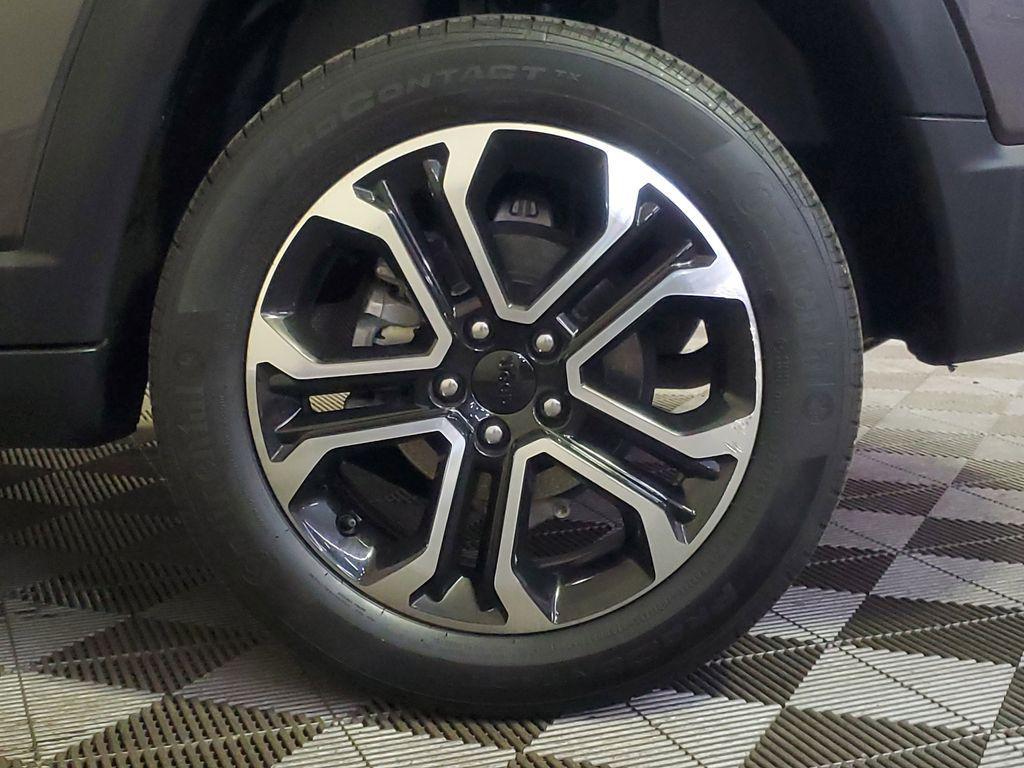 used 2022 Jeep Compass car, priced at $23,828