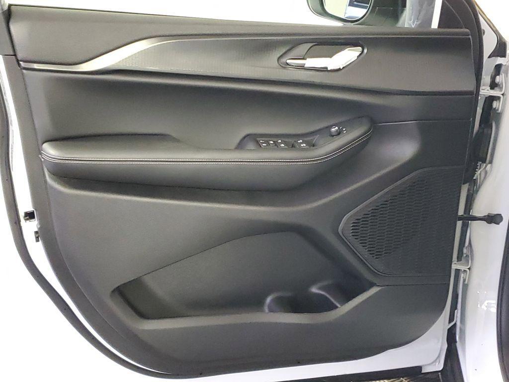 new 2025 Jeep Grand Cherokee L car, priced at $34,955