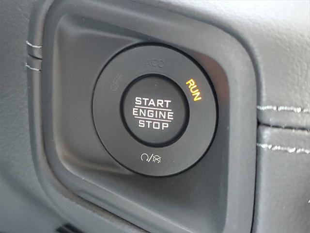 new 2025 Jeep Gladiator car, priced at $46,389