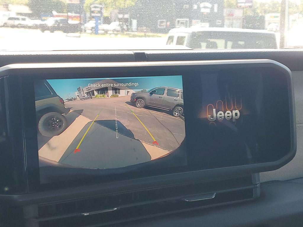 new 2025 Jeep Wrangler car, priced at $46,595