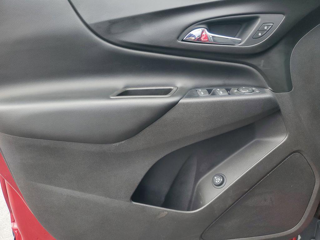 used 2019 Chevrolet Equinox car, priced at $14,040