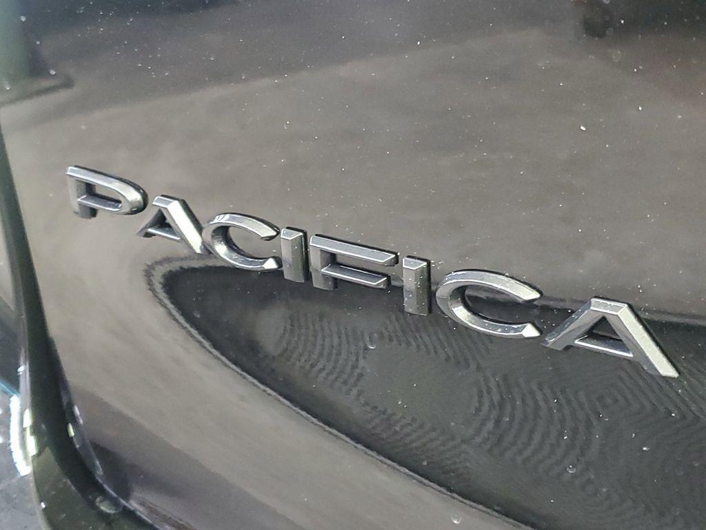 new 2025 Chrysler Pacifica car, priced at $40,993